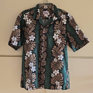 Hawaii green plumeria panel Hawaiian ss shirt, NWOT, L